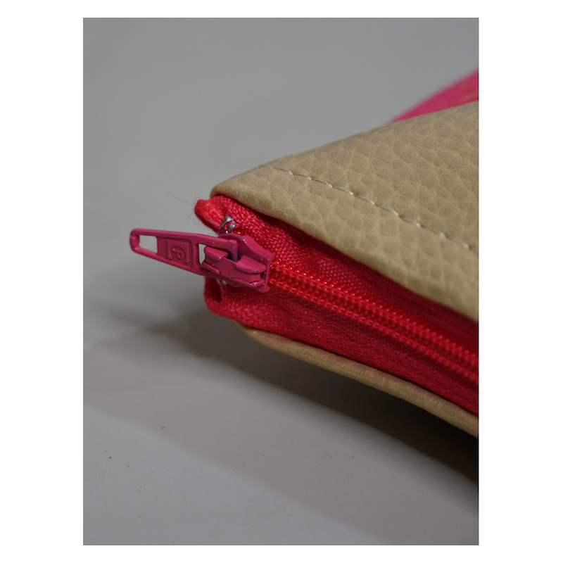 Pochette Miny Dorée et Corail wax  – Élégance artisanale | The Mad Shop
