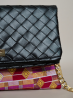 Pochette NoName Laviolette – Design contrasté | The Mad Shop