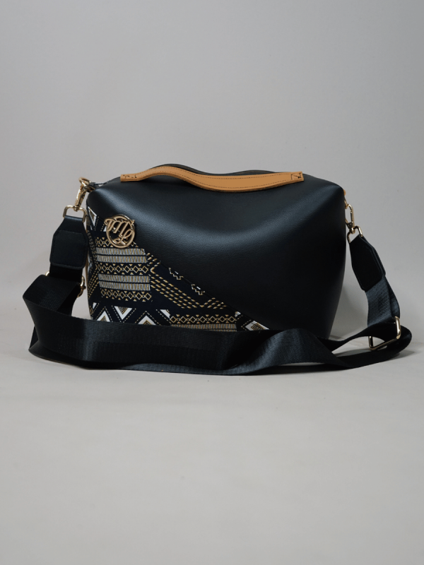 DEE biton Black & Camel