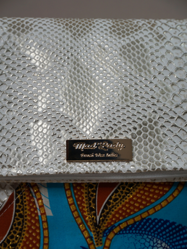 Noname Ontario| The Mad Shop