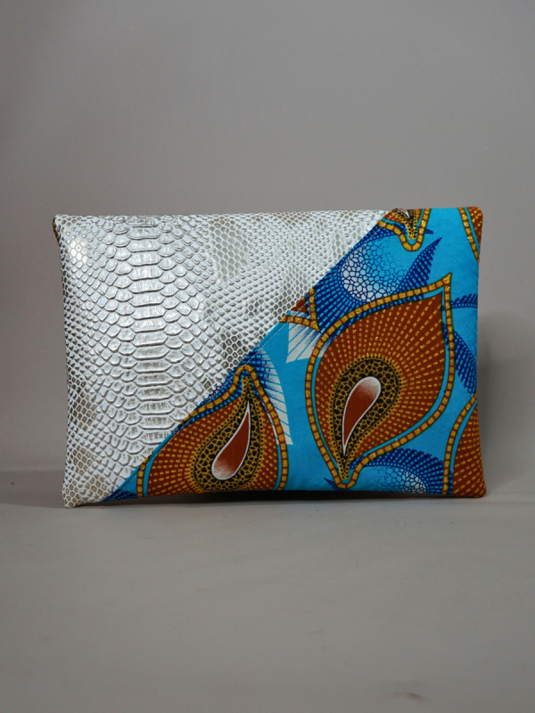 Noname Ontario| The Mad Shop