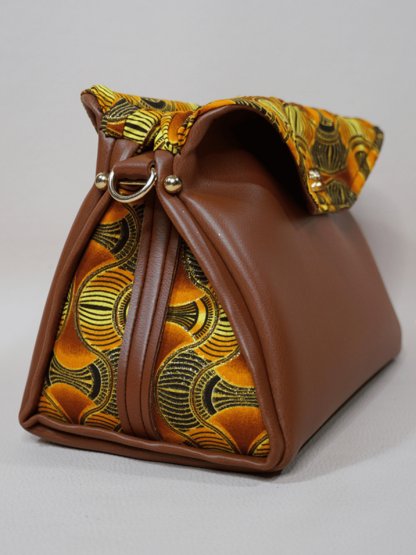 Menzel Brown & Shine